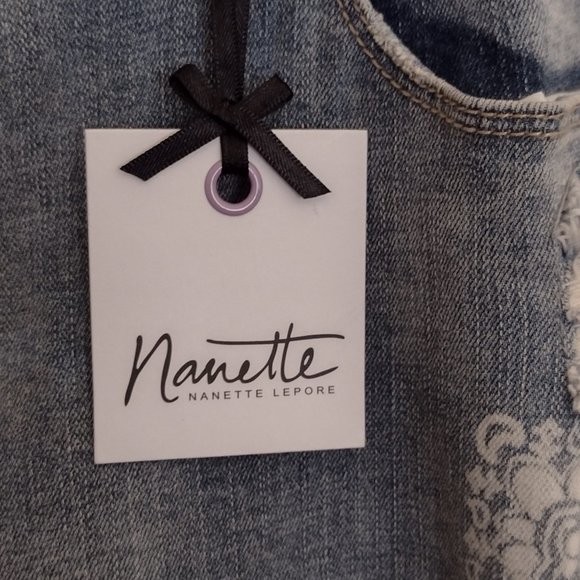 Nanette Lepore - Thompson Boyfriend Jeans - Size 18W, light blue - Picture 4 of 7